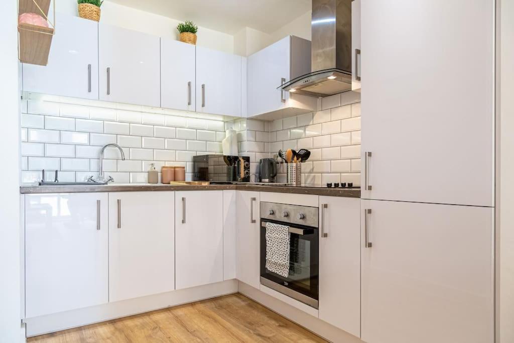 Natural Light City Center Pad Birmingham Bagian luar foto