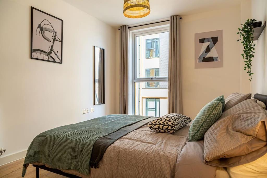 Natural Light City Center Pad Birmingham Bagian luar foto